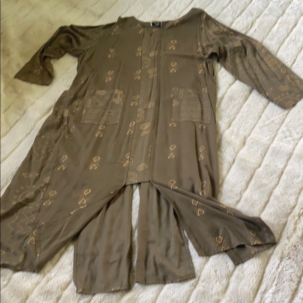 Maxi split top to wear over jeans